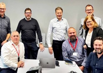 From the left: Søren Jepsen, Business Line Director Columbus M3 Denmark & UK, Mark Hugh, VP Sales (white shirt), Infor, Rob Heys, Director Sales, Infor (black sweater), Roger Labrell, Alliance Director, Infor (light blue shirt), Chris Mean, CEO Columbus UK & US, Tina Algkvist, Head of Columbus M3, Ian Kingstone Columbus Strategy & Growth Practice Director